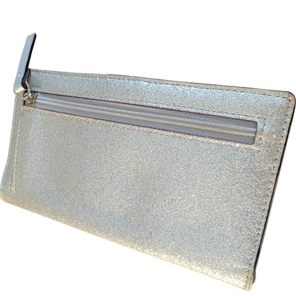 Kate Spade,Elegant Silver Wallet